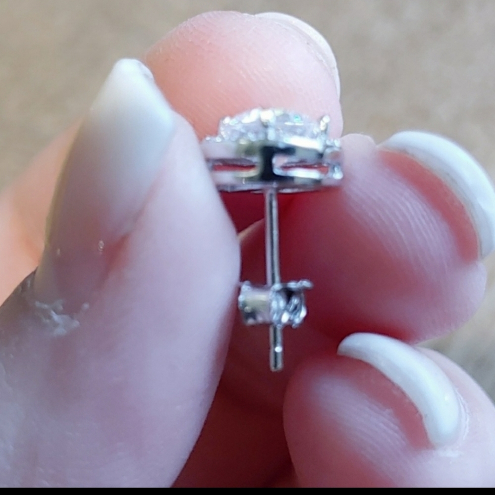 3.44 CTTW Halo Stud Earrings w/ Swarovski Elements - Picture 5 of 7